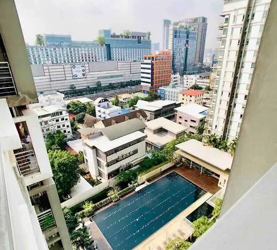 The Ladprao 32 Hotel *