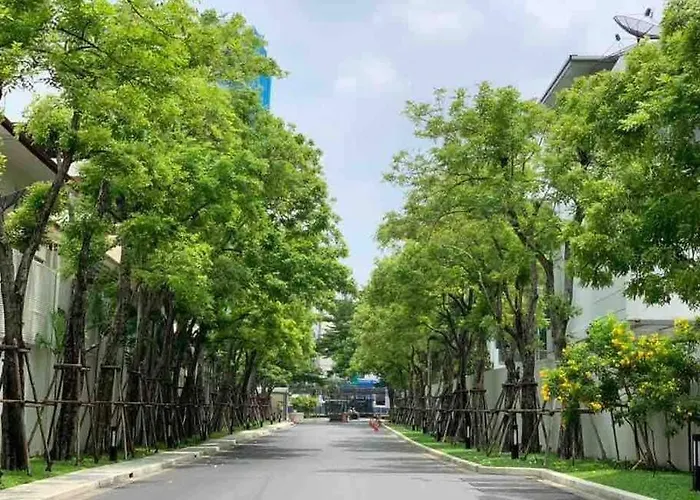 Hotel The Ladprao 32